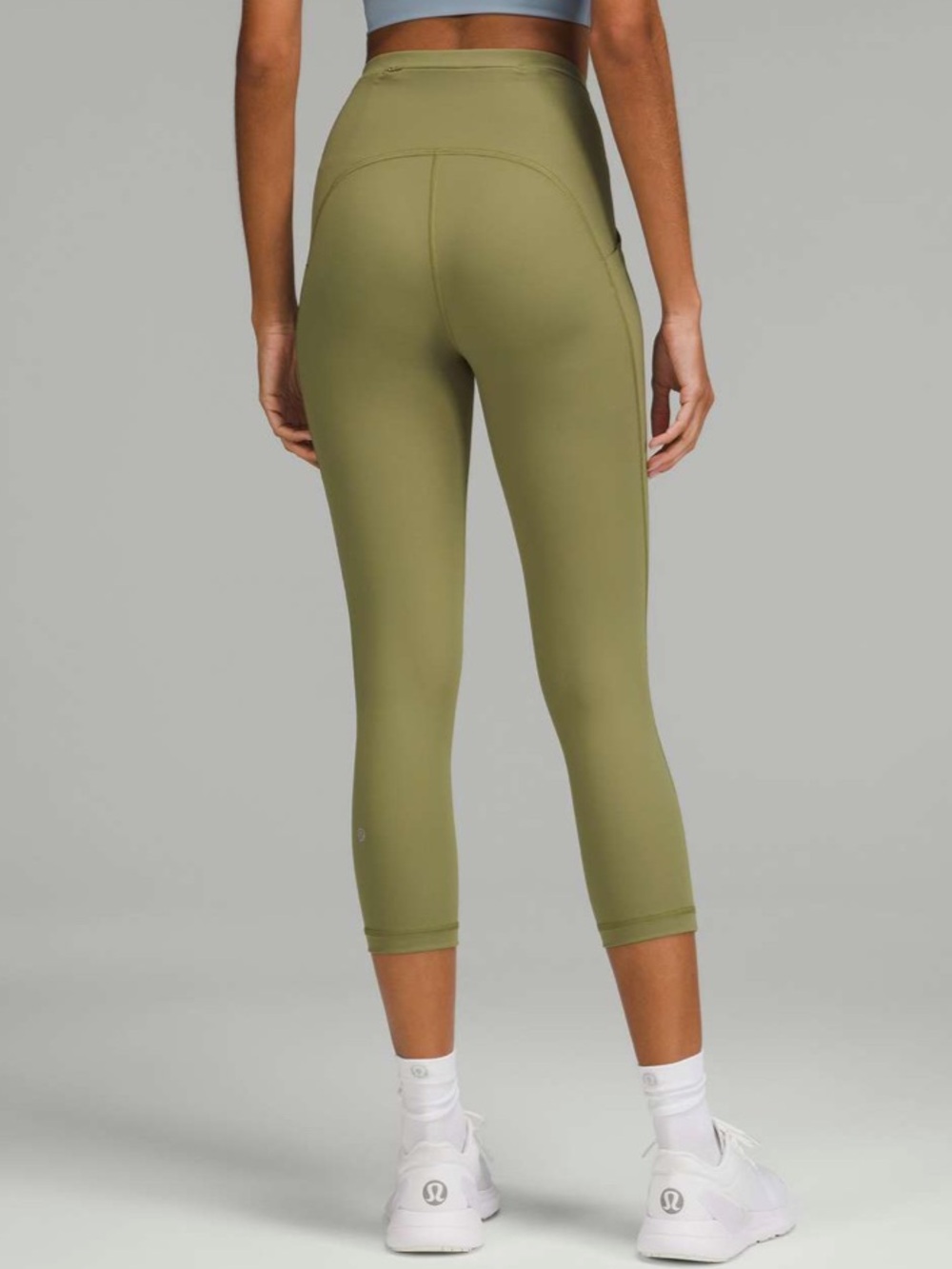 Lululemon Swift Speed High-Rise Crop 21"
Bronze Green size 12